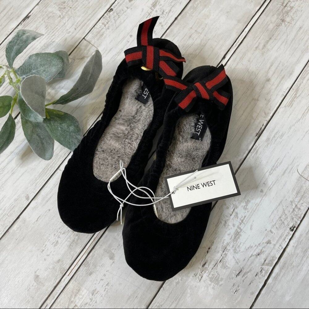 Nine West Microfiber ballerina flats 7-8